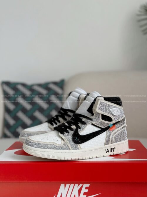 「#4554」Jordan 1 Off-white Hand-Set Rhinestones High Sneakers