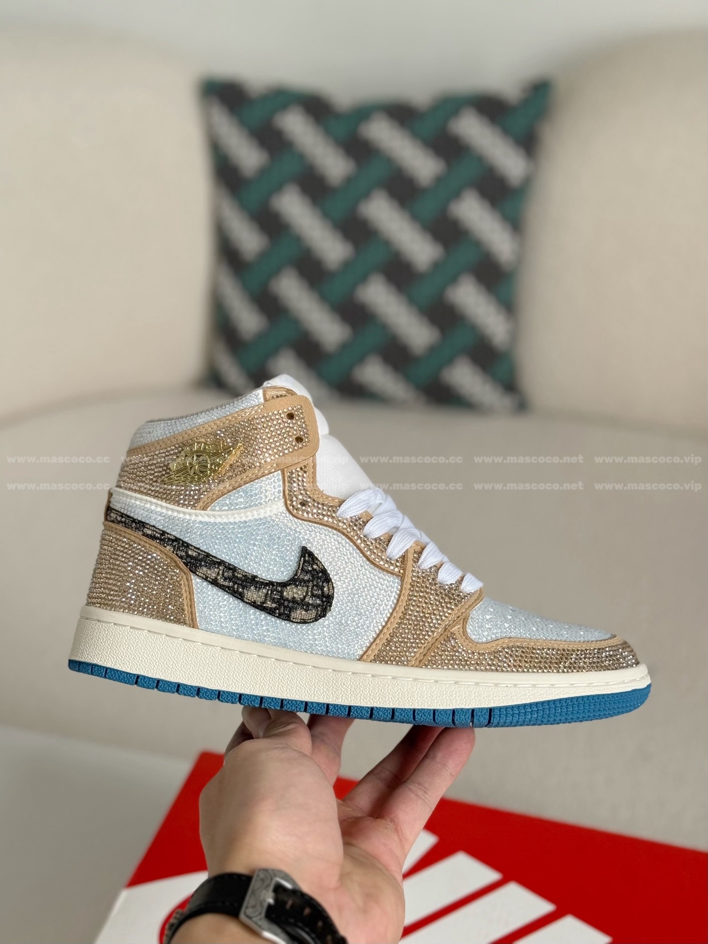 「#4555」Jordan 1 Hand-Set Rhinestones High Sneakers - 图片 6
