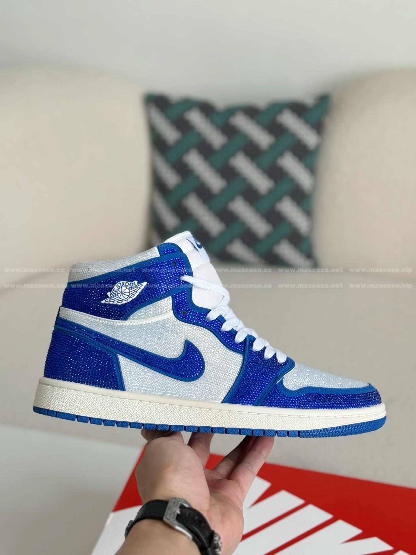 「#4556」Jordan 1 Hand-Set Rhinestones High Sneakers - 图片 6