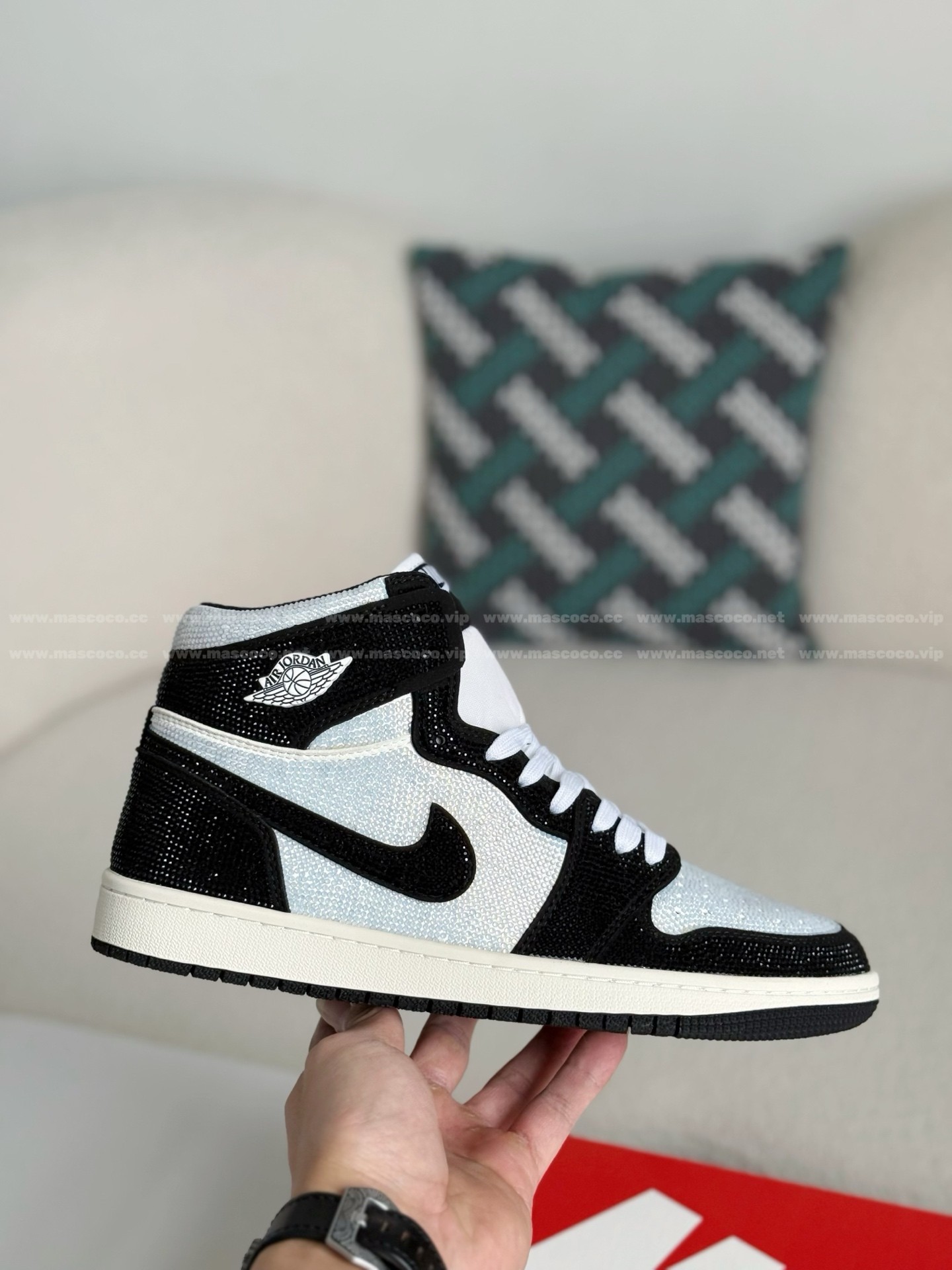 「#4557」Jordan 1 Hand-Set Rhinestones High Sneakers - 图片 6