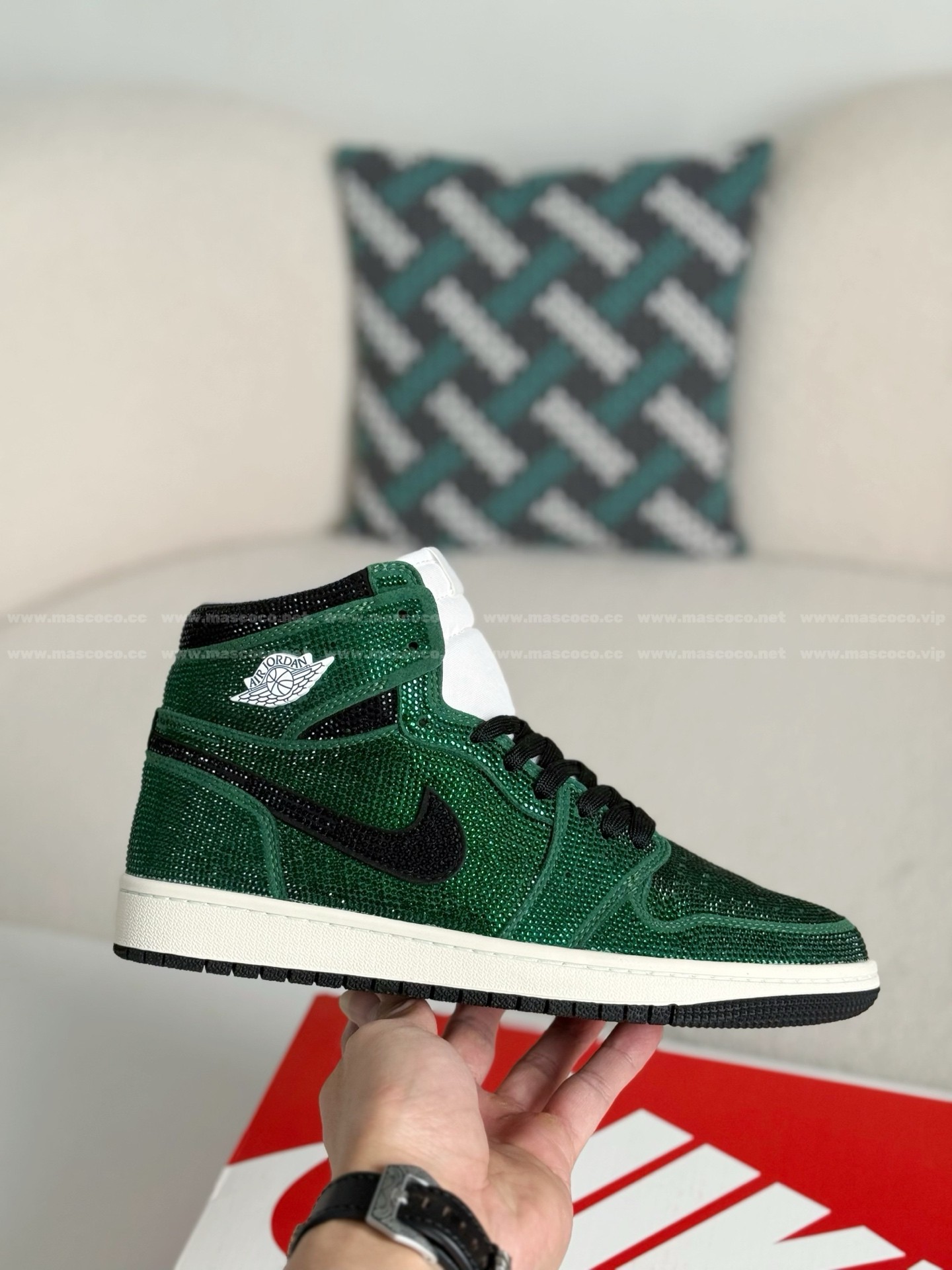 「#4563」Jordan 1 Hand-Set Rhinestones High Sneakers - 图片 6