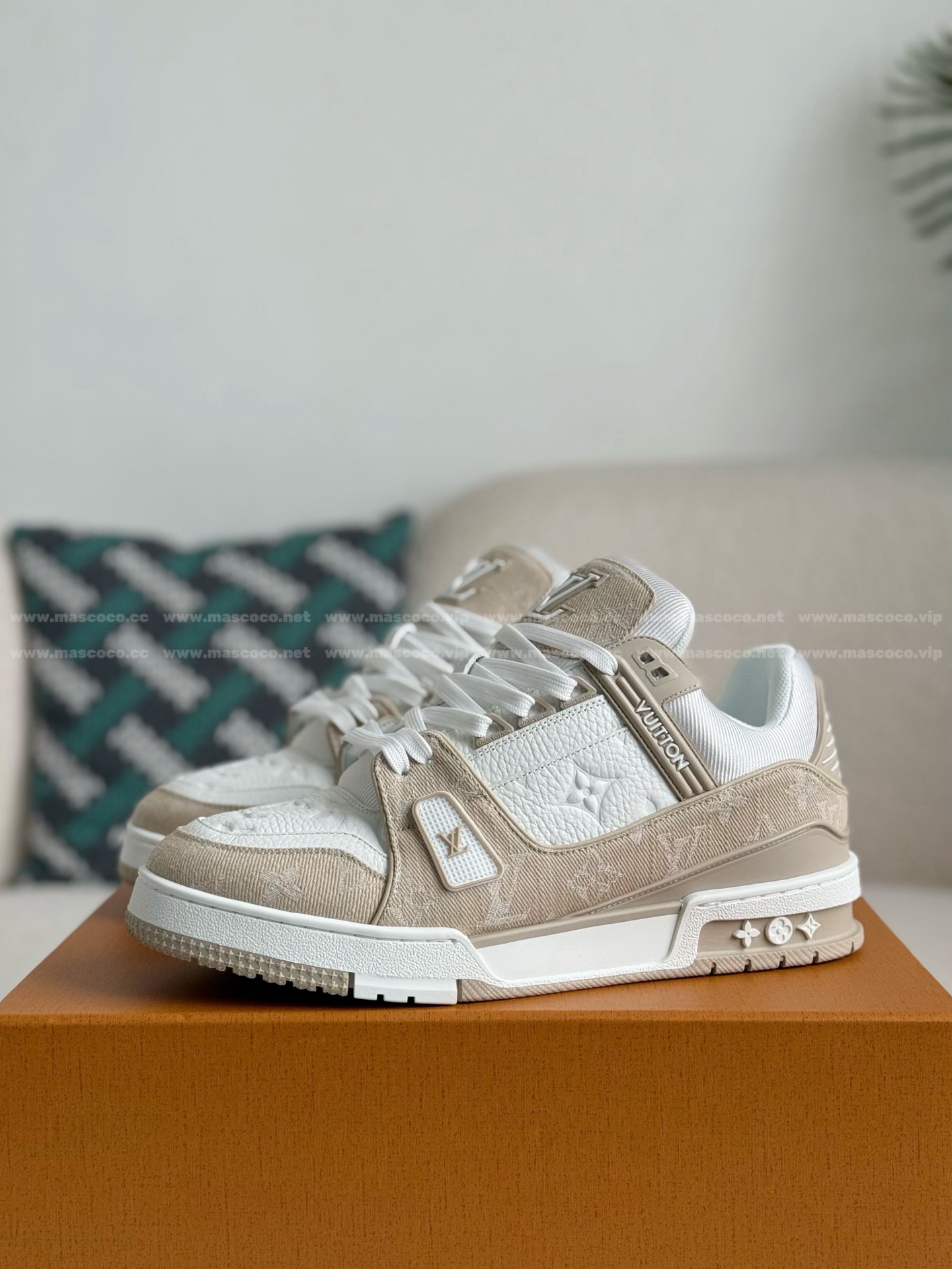 「#4573」LOUIS VUITTON TRAINER SNEAKERS