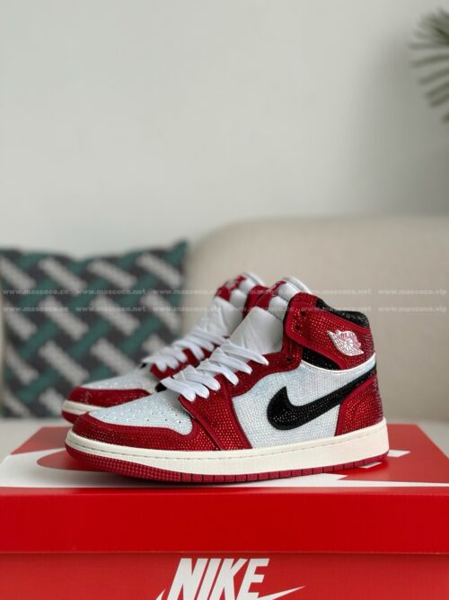 「#4580」Jordan 1 Hand-Set Rhinestones High Sneakers