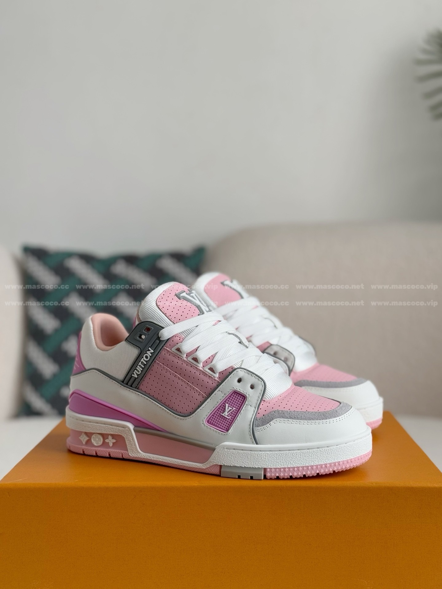 「#4598」LOUIS VUITTON TRAINER SNEAKERS - 图片 2
