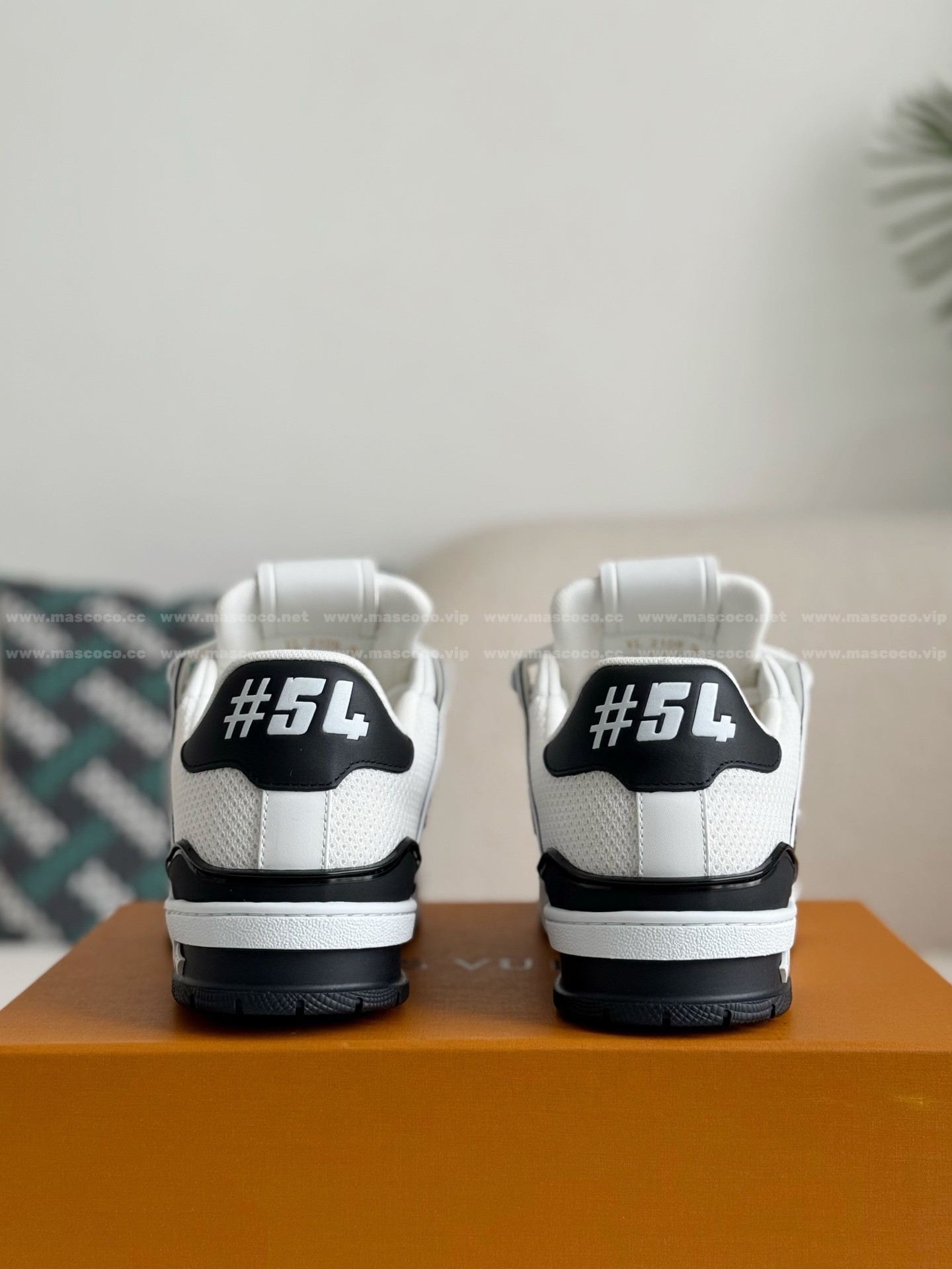「#4648」LOUIS VUITTON TRAINER SNEAKERS - 图片 3