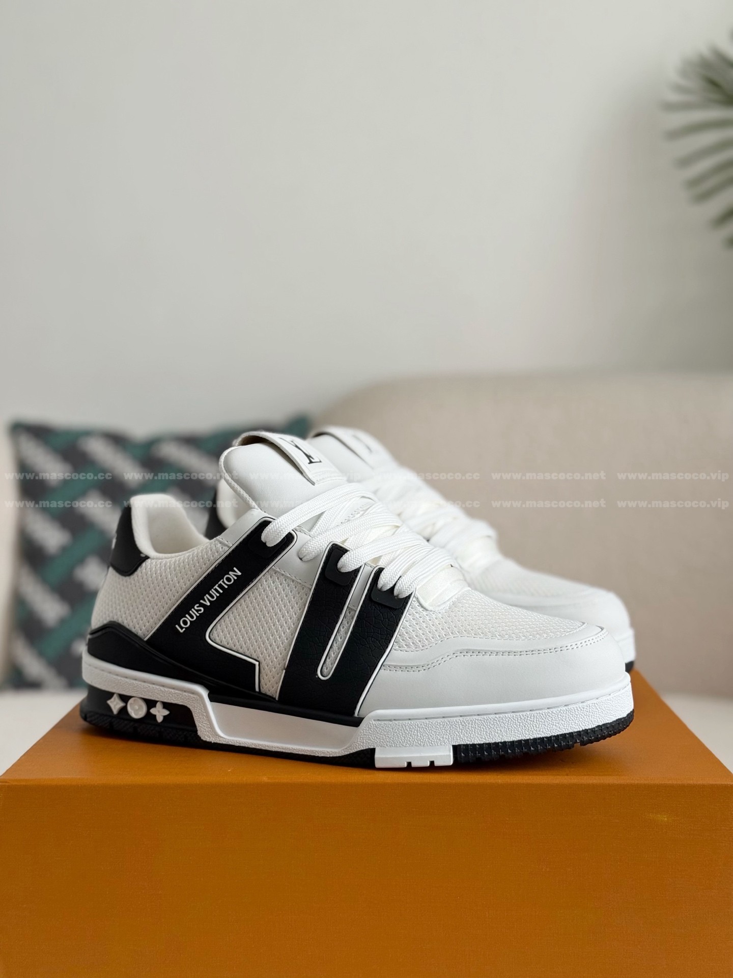 「#4648」LOUIS VUITTON TRAINER SNEAKERS - 图片 2
