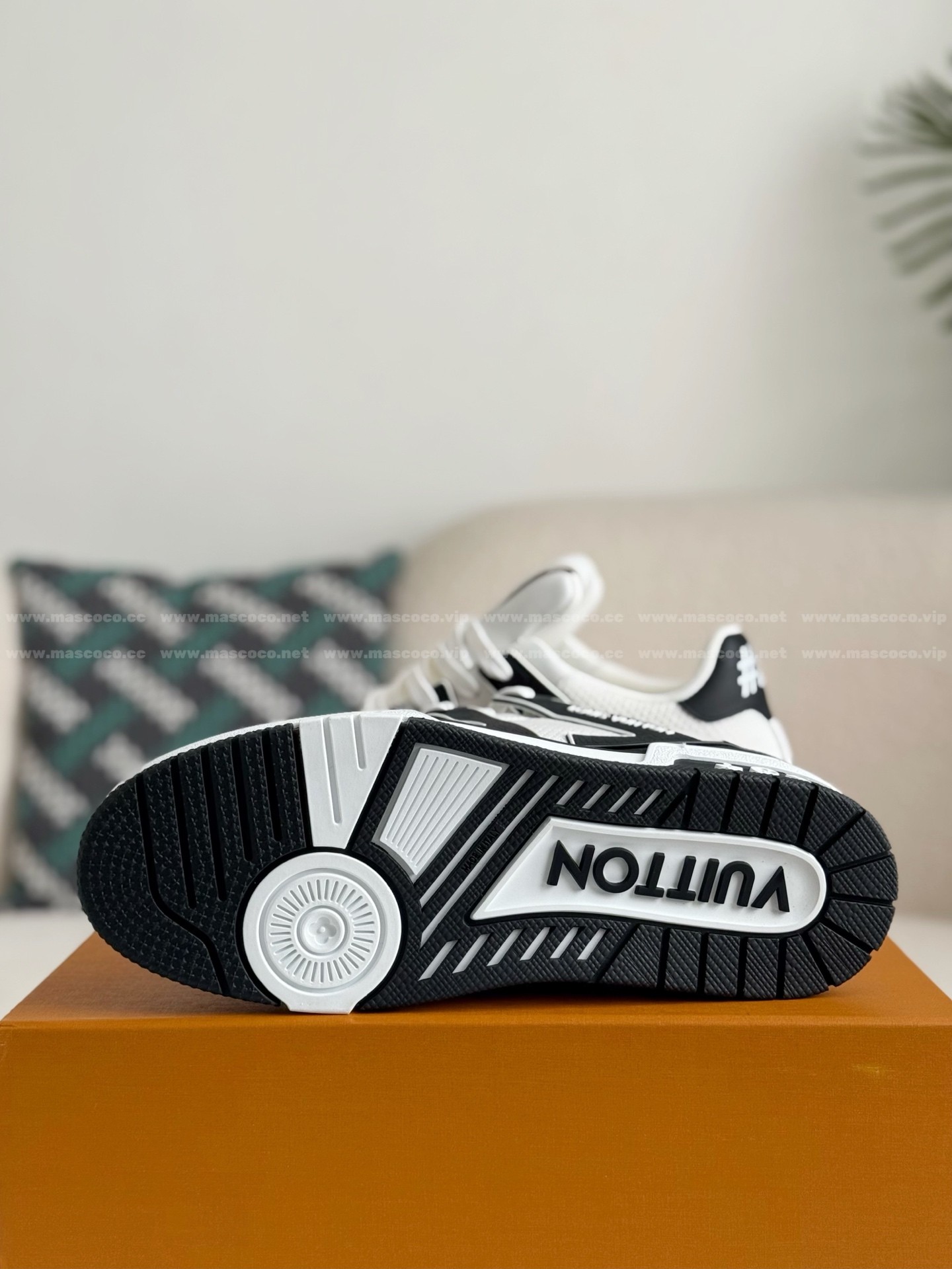 「#4648」LOUIS VUITTON TRAINER SNEAKERS - 图片 5