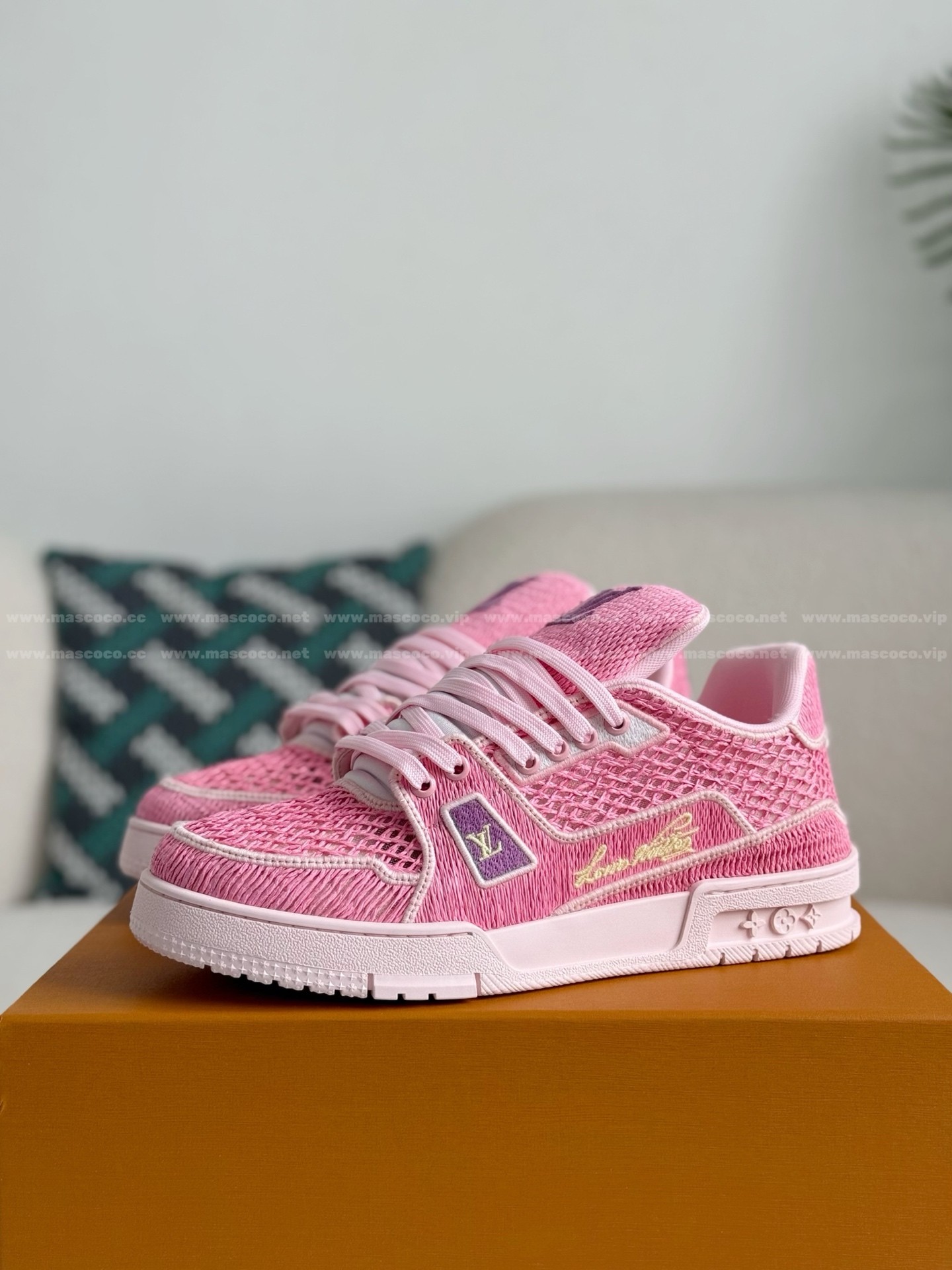 「#4650」LOUIS VUITTON TRAINER SNEAKERS