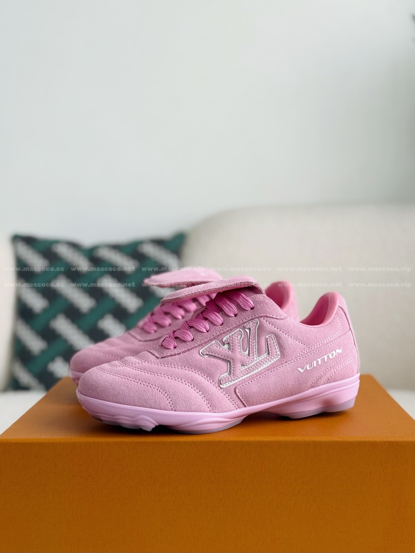「#4697」LOUIS VUITTON FOOTPRINT SOCCER CASUAL SHOES