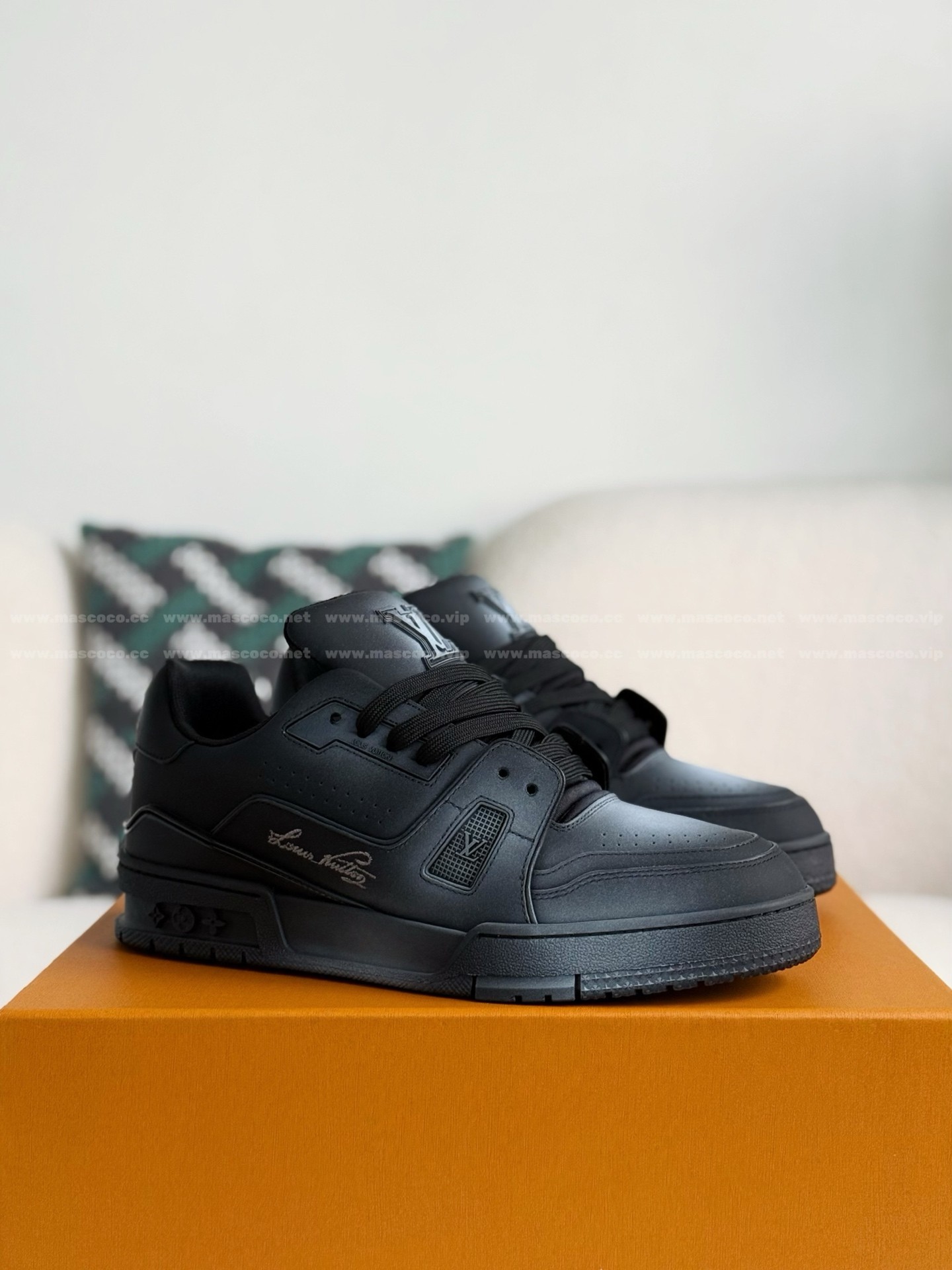 「#4701」LOUIS VUITTON TRAINER SNEAKERS - 图片 2