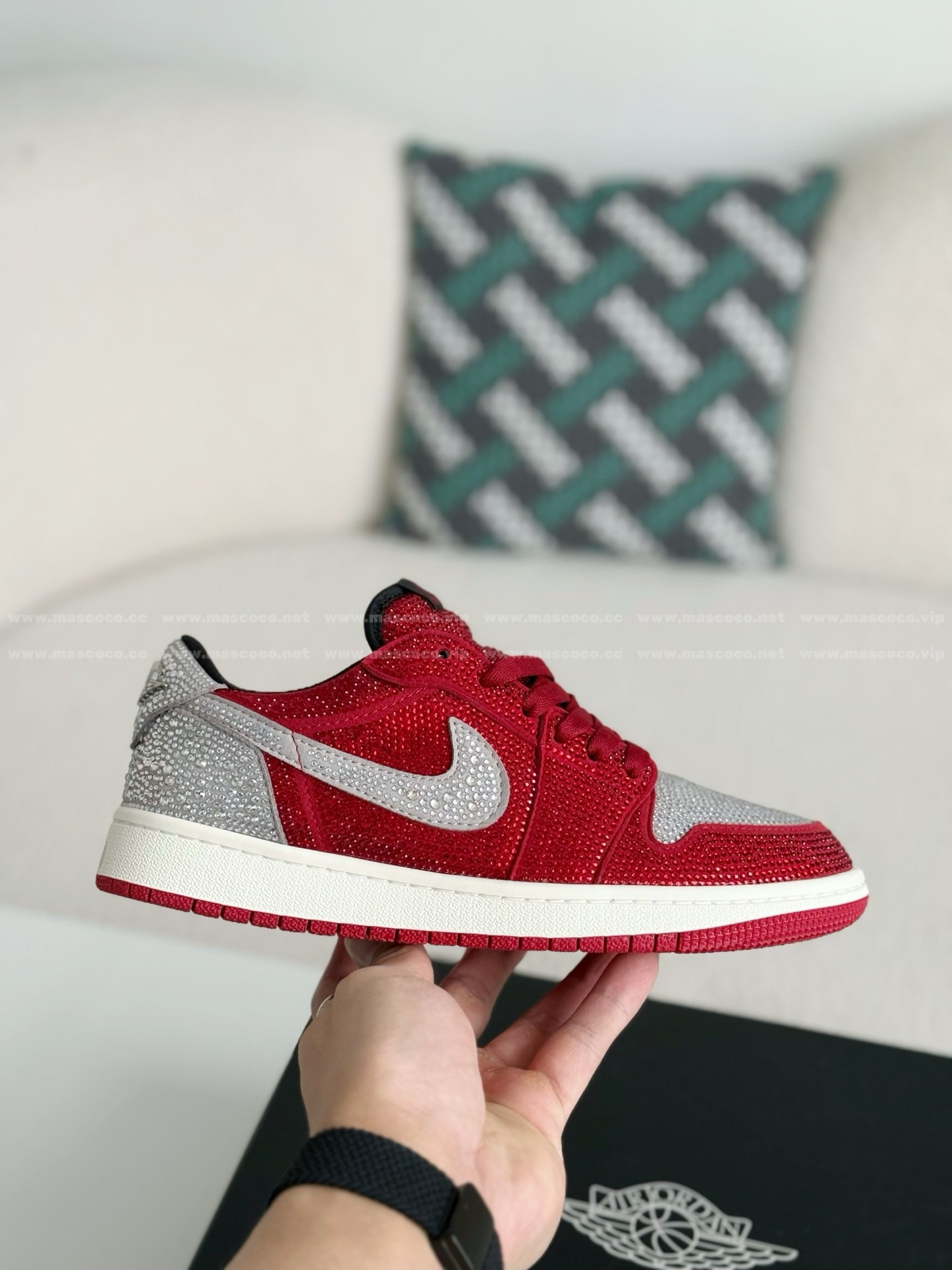 「#4756」Jordan 1 Hand-Set Rhinestones Low Sneakers - 图片 6