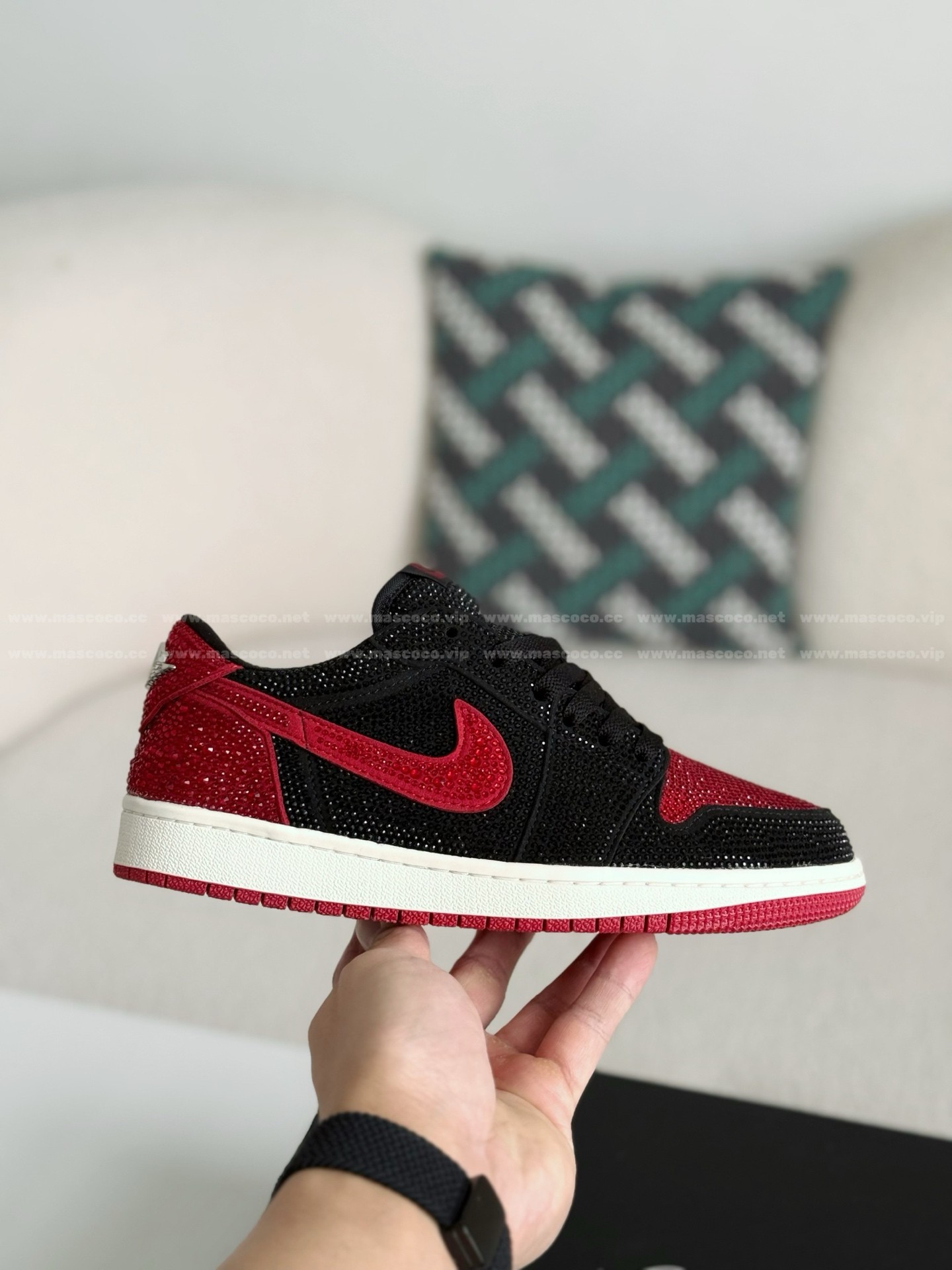 「#4758」Jordan 1 Hand-Set Rhinestones Low Sneakers - 图片 6