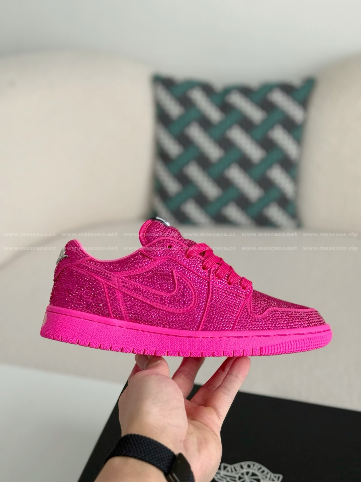 「#4760」Jordan 1 Hand-Set Rhinestones Low Sneakers - 图片 6