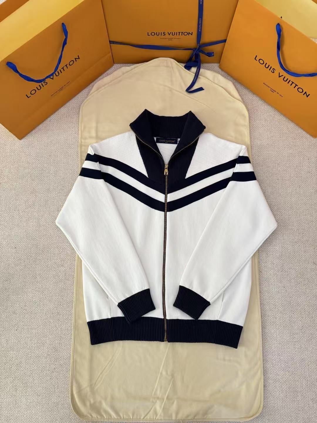 「#4788」LOUIS VUITTON Knitted striped sailing jacket
