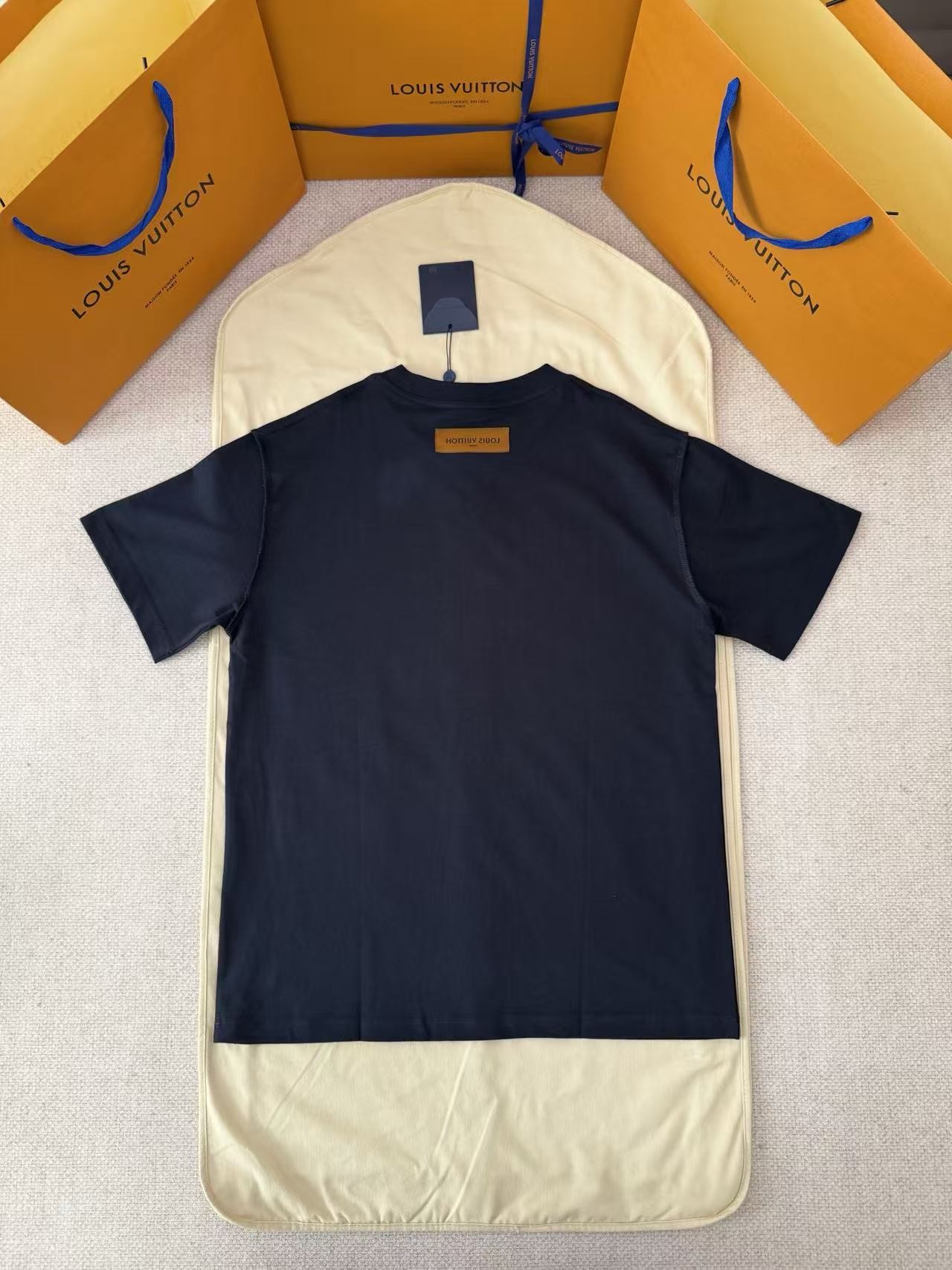 「#4817」LOUIS VUITTON logo embossed short sleeves - 图片 2