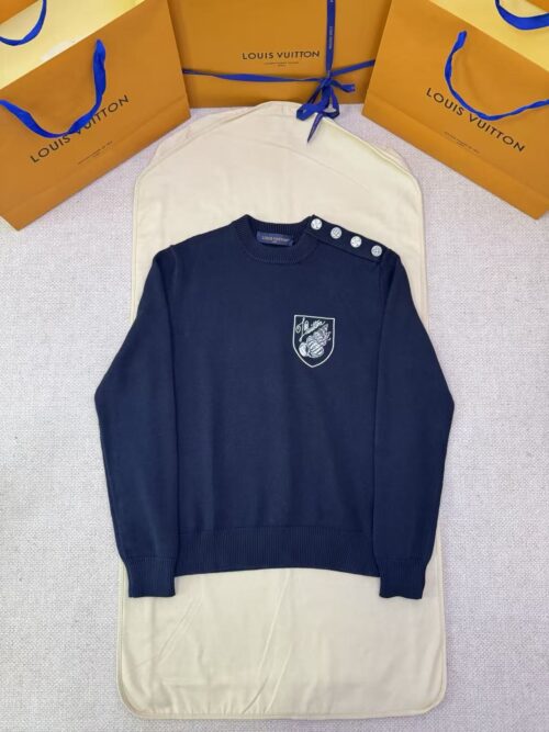 「#4823」LOUIS VUITTON Conch Medal Embroidered Knitted Sweater
