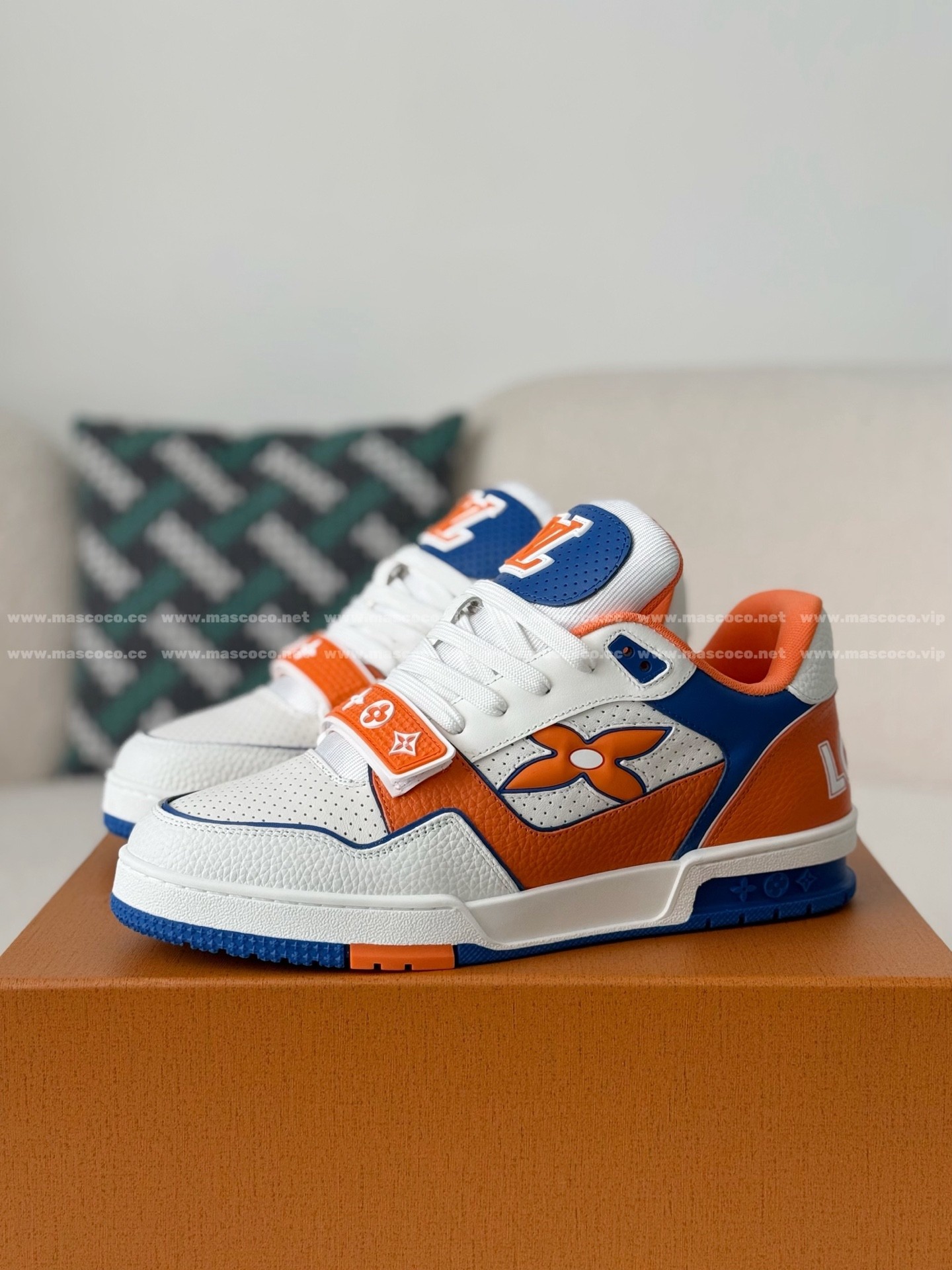 「#5116」LOUIS VUITTON TRAINER SNEAKERS