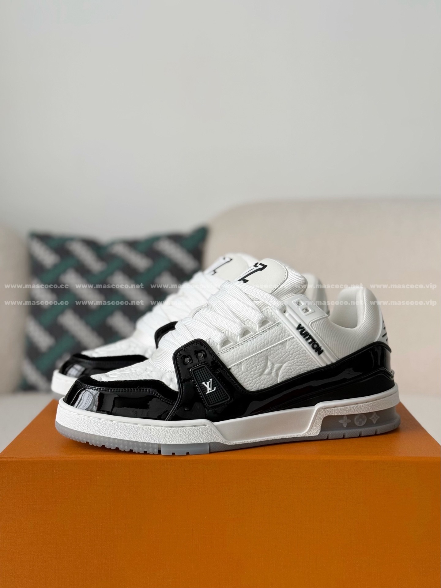 「#5123」LOUIS VUITTON TRAINER SNEAKERS