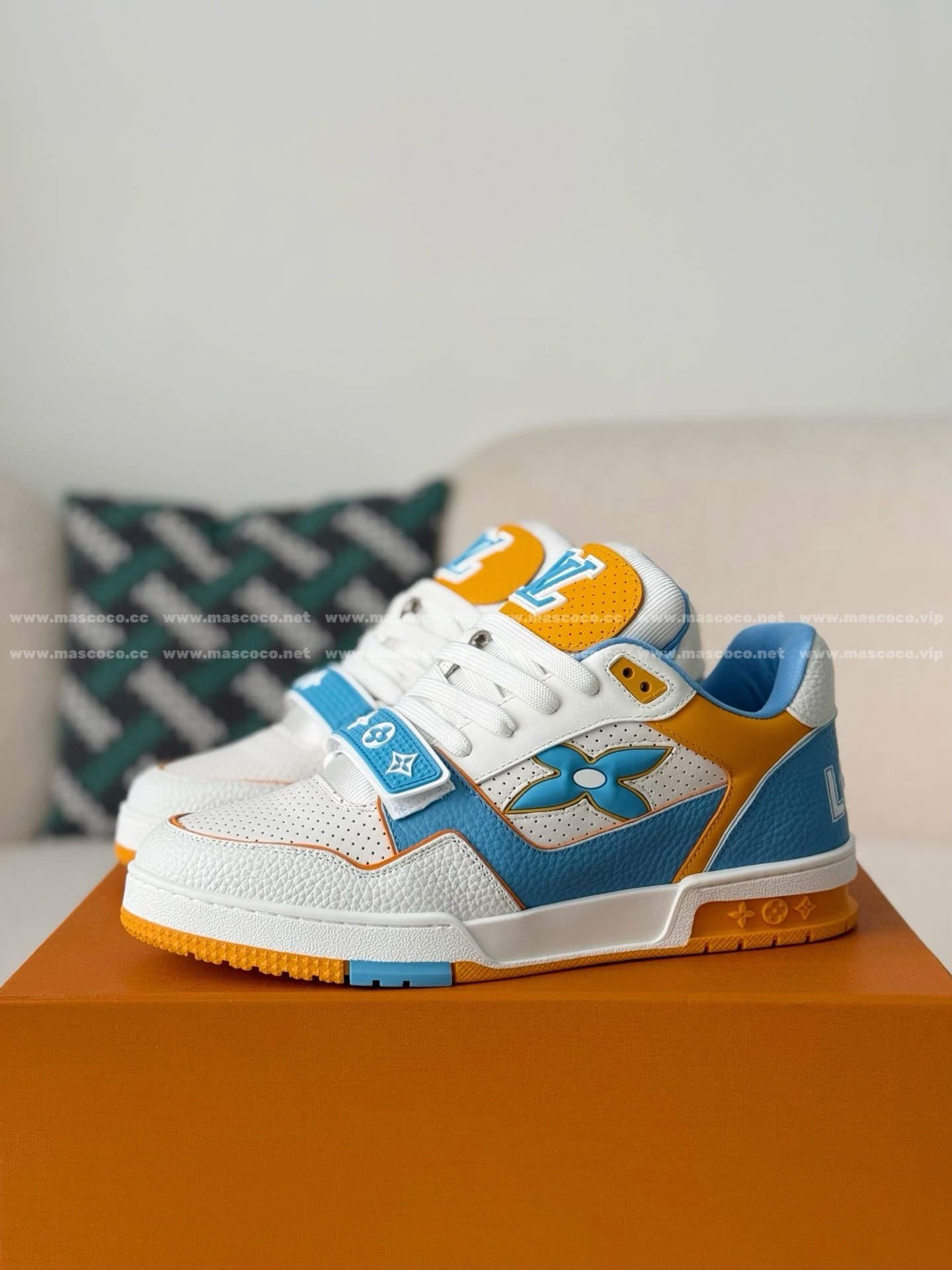 「#5124」LOUIS VUITTON TRAINER SNEAKERS