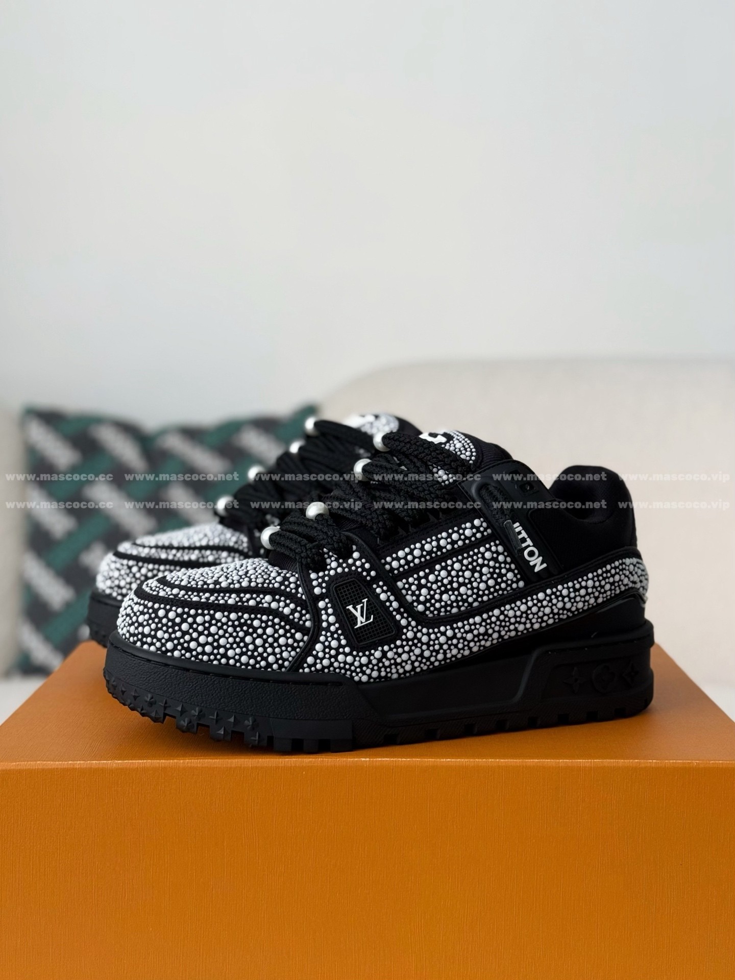 「#5138」LOUIS VUITTON TRAINER SNEAKERS