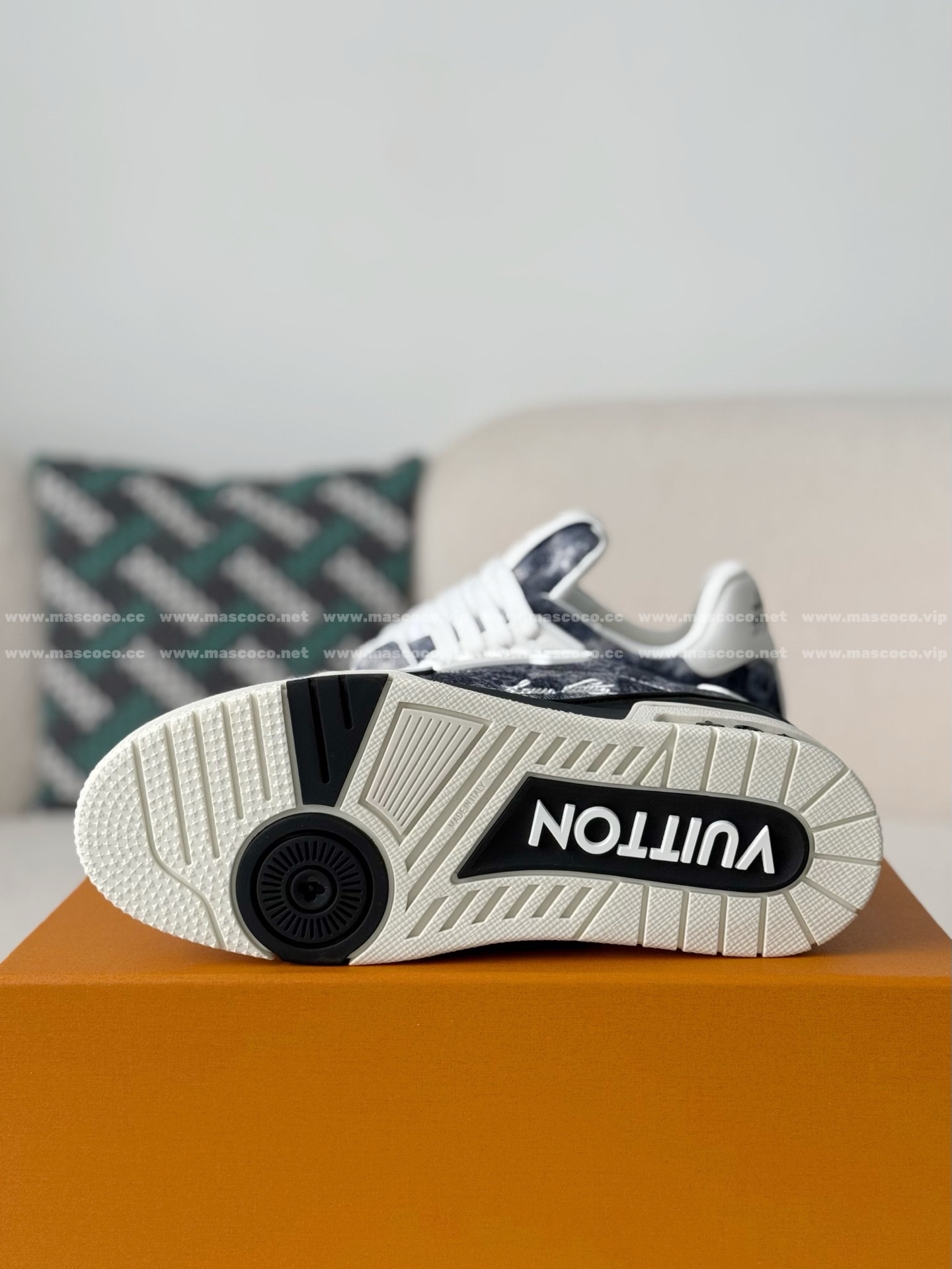 「#5202」LOUIS VUITTON TRAINER SNEAKERS - 图片 5