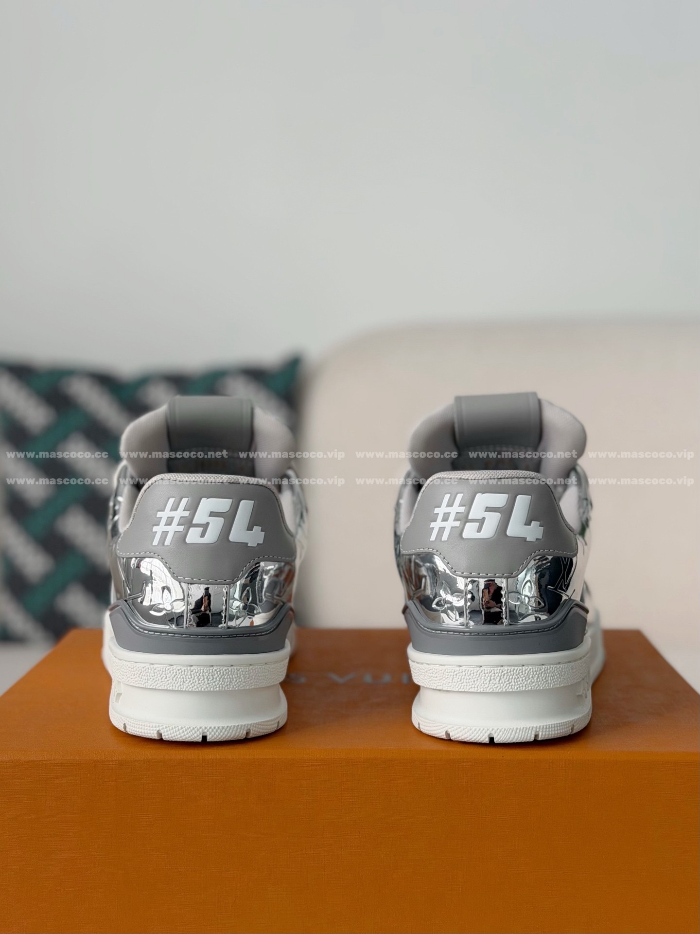 「#5242」LOUIS VUITTON TRAINER SNEAKERS - 图片 3