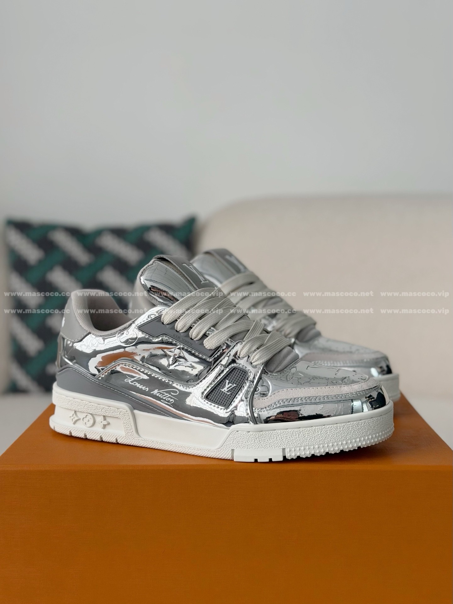 「#5242」LOUIS VUITTON TRAINER SNEAKERS - 图片 2