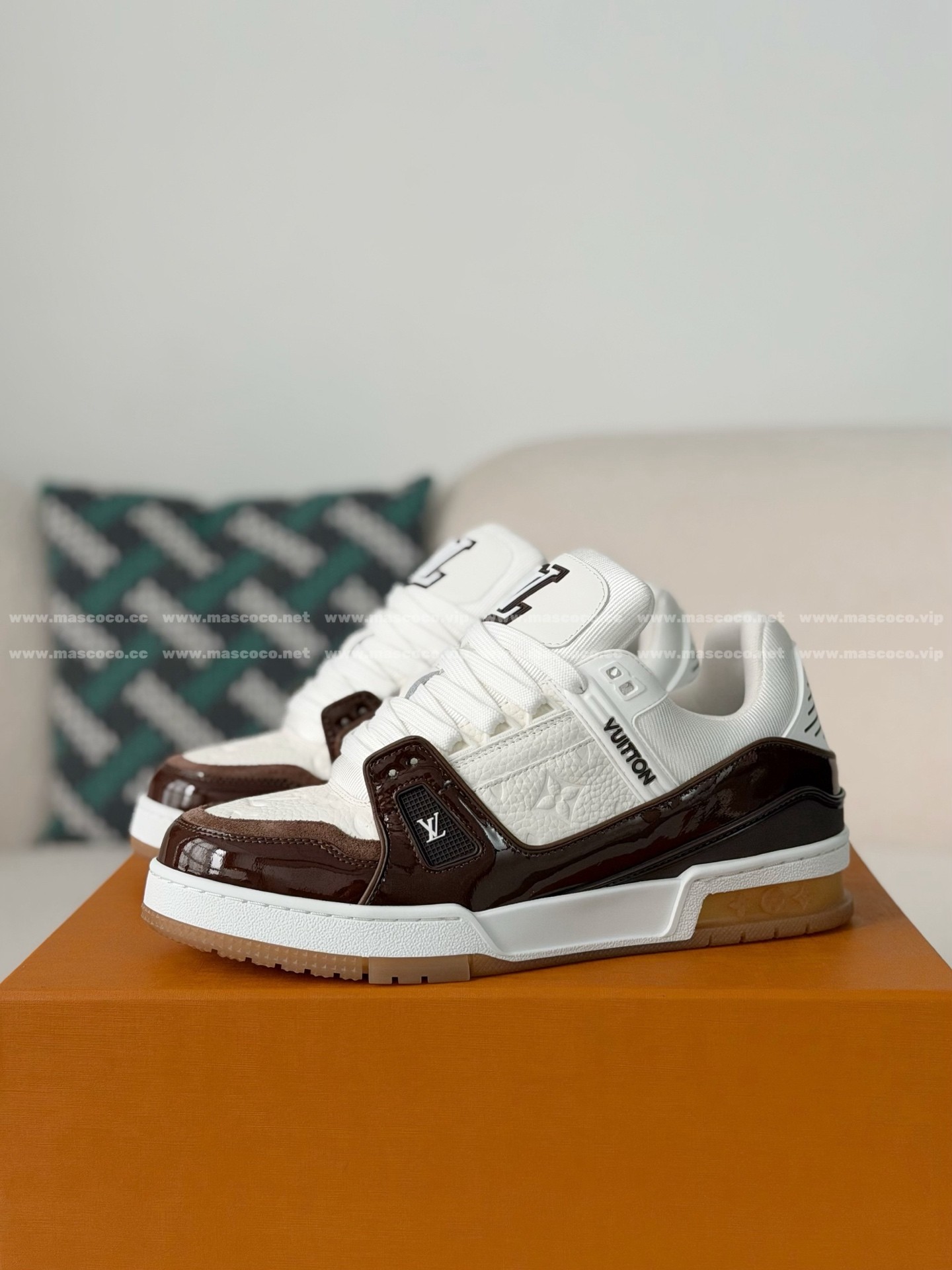 「#5247」LOUIS VUITTON TRAINER SNEAKERS