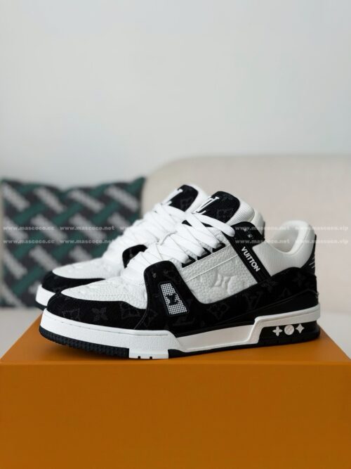「#126」LOUIS VUITTON TRAINER SNEAKERS
