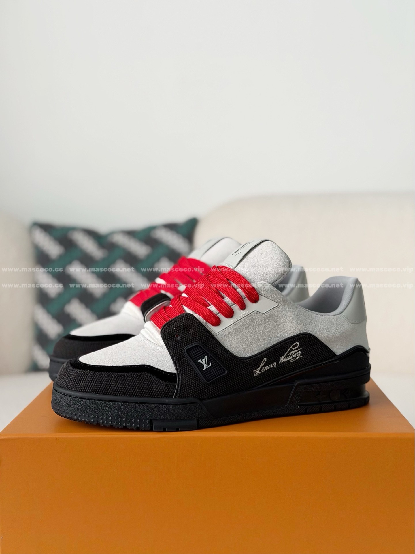 「#5303」LOUIS VUITTON TRAINER SNEAKERS