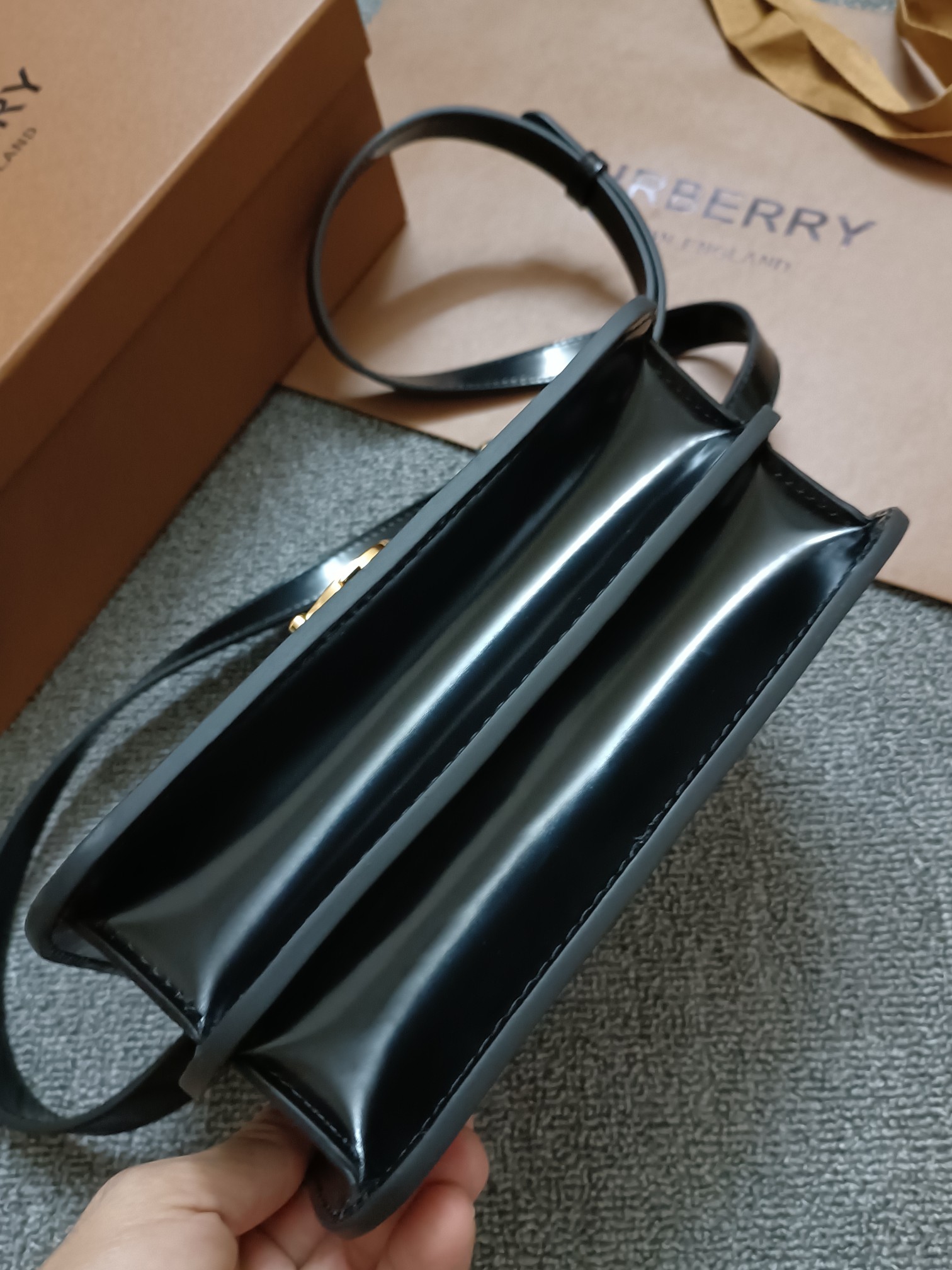 Burberry - TB Lock Bag - Crossbody Bag - Image 5