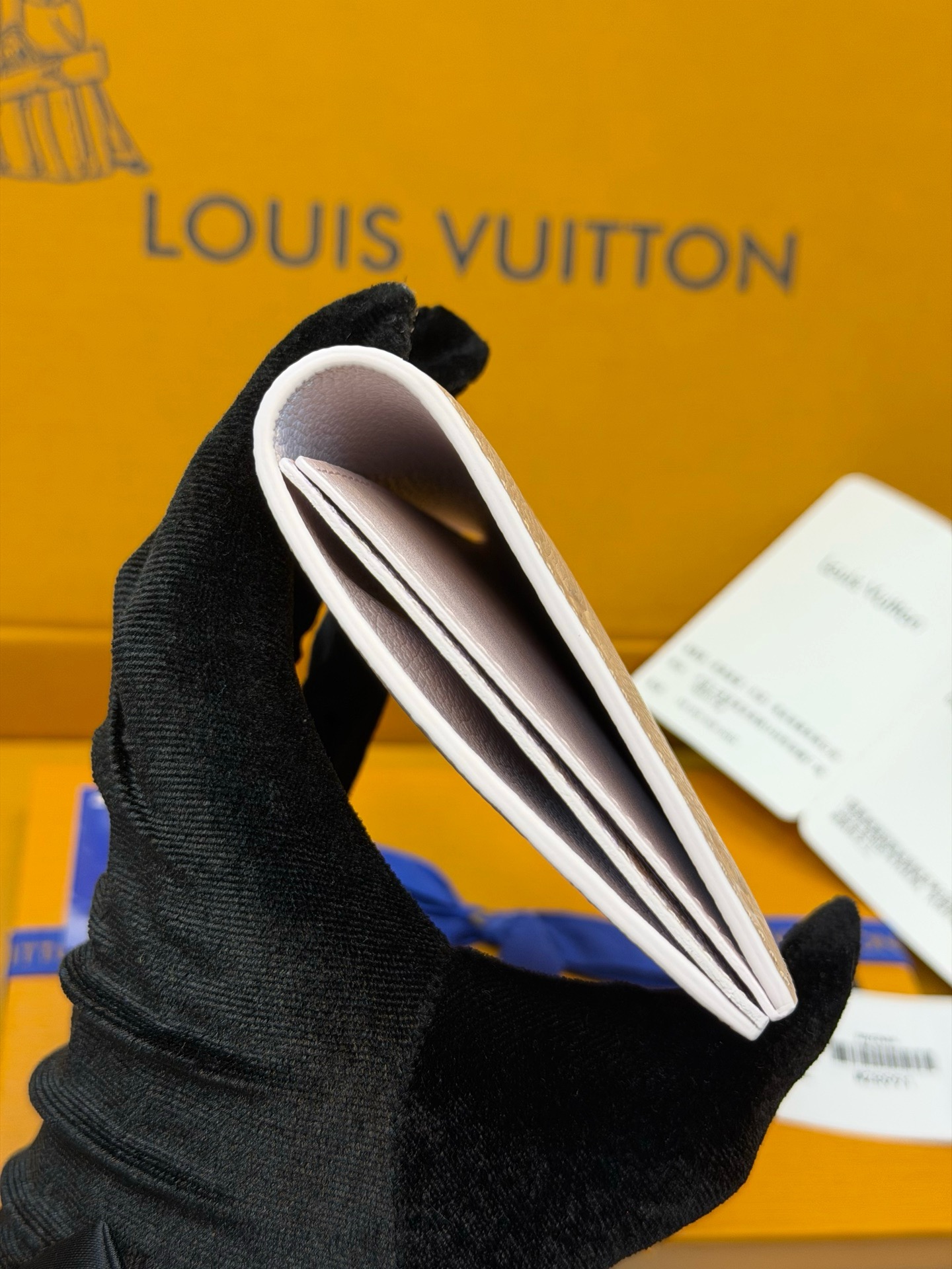 Louis Vuitton - Passport Cover - Passport Cover - Image 8