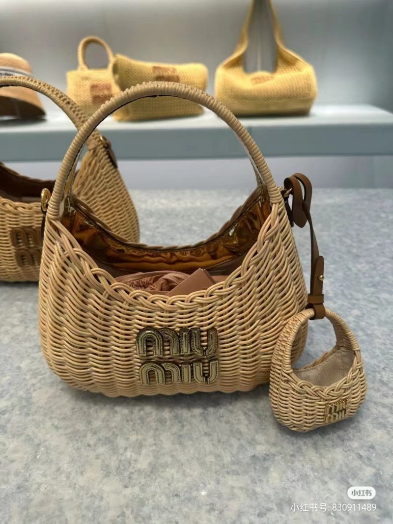 Miu Miu - Wander - Basket Bag - Image 3
