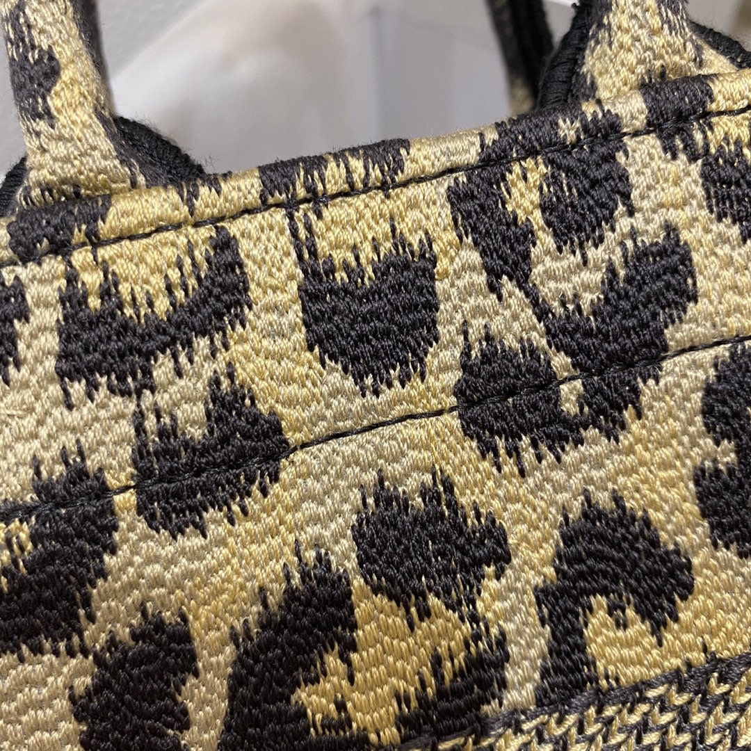 Dior - Tote Bag - Image 4