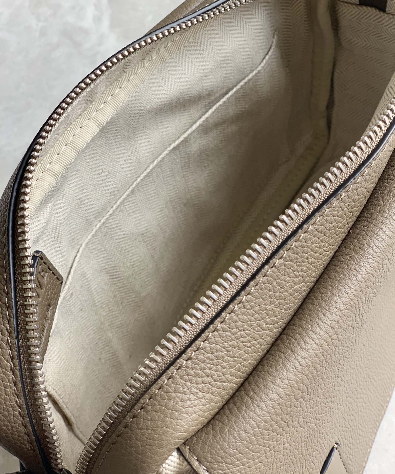 Loewe - Leather - Messenger Bag - Image 7