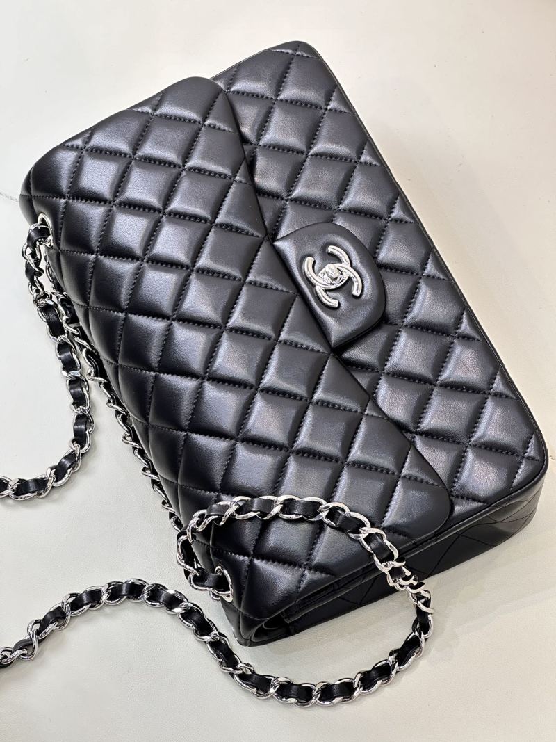Chanel - Classic Flap - Image 5