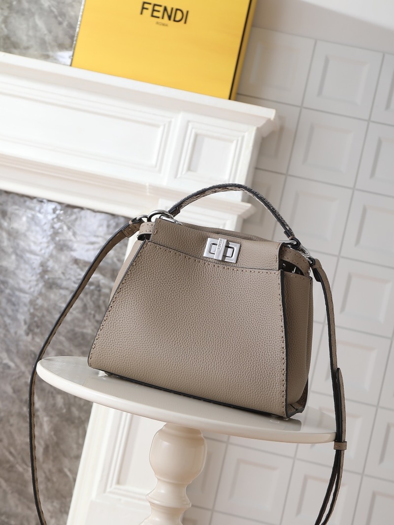 Fendi - Peekaboo - Image 6