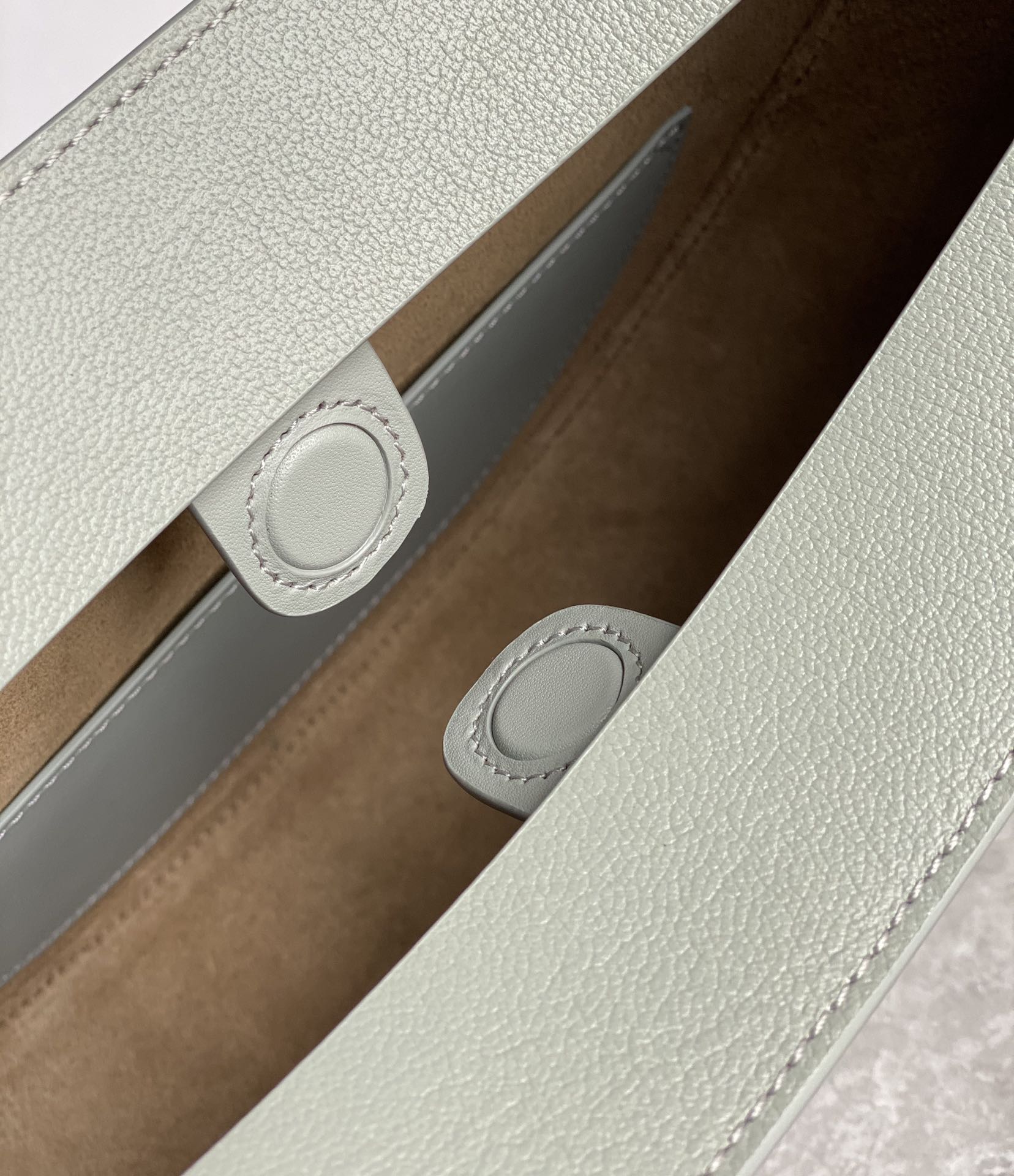 Loewe - Luna - Image 7