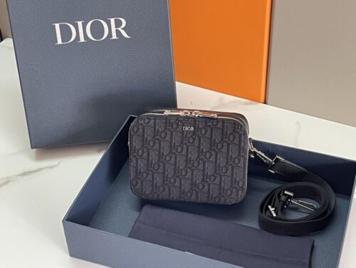 Dior - Clutch