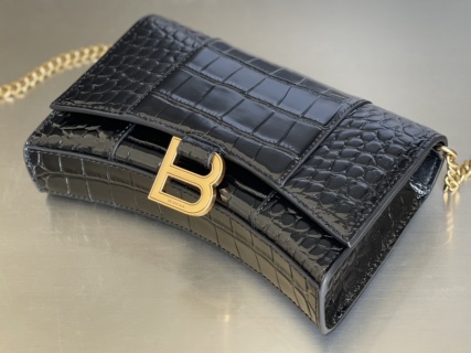 Balenciaga - Hourglass - Image 8