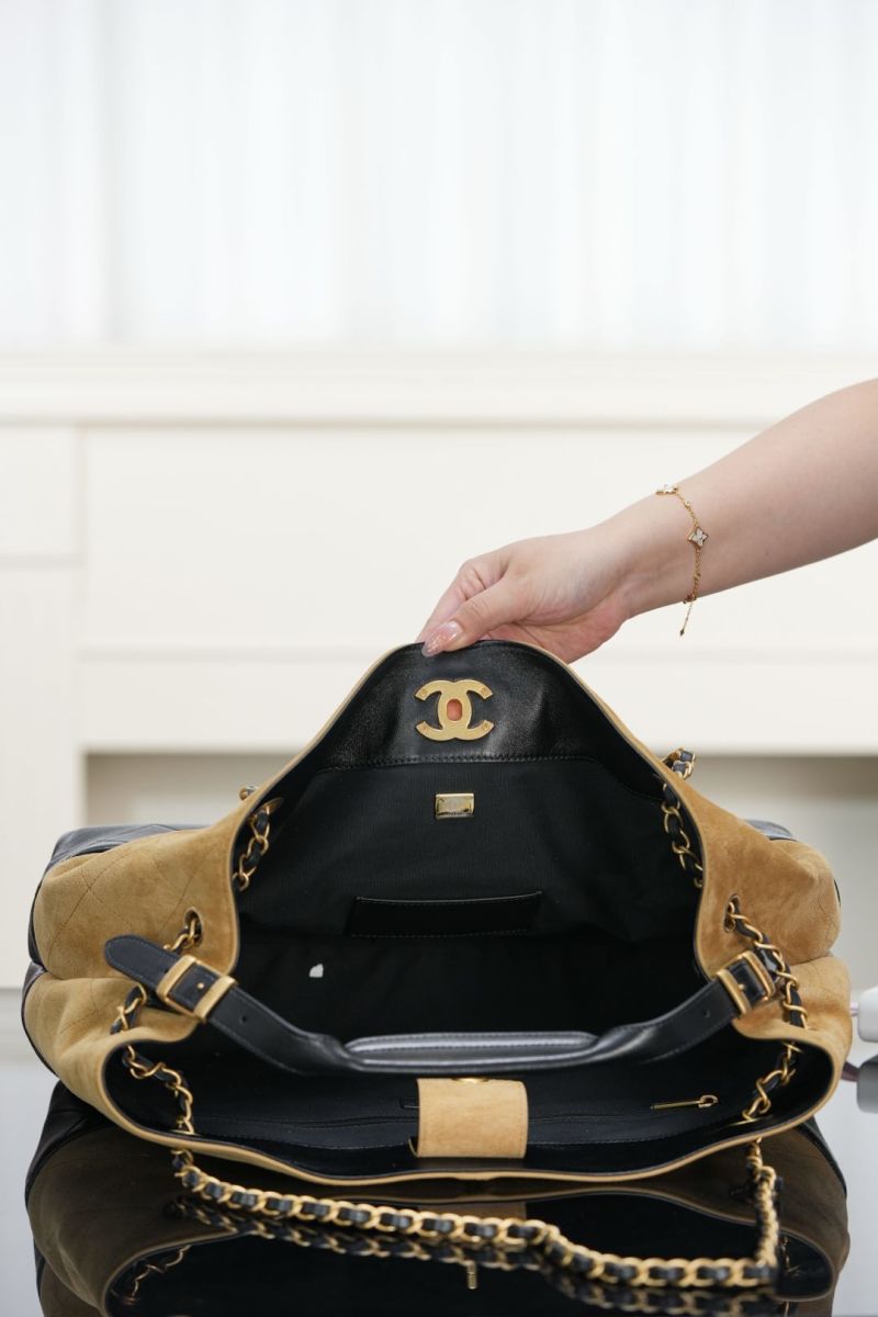 Chanel - Suede - Large Tote Bag - Image 8