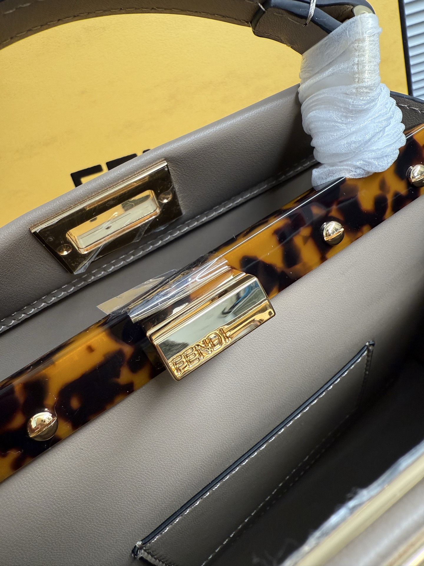Fendi - Peekaboo - Image 4