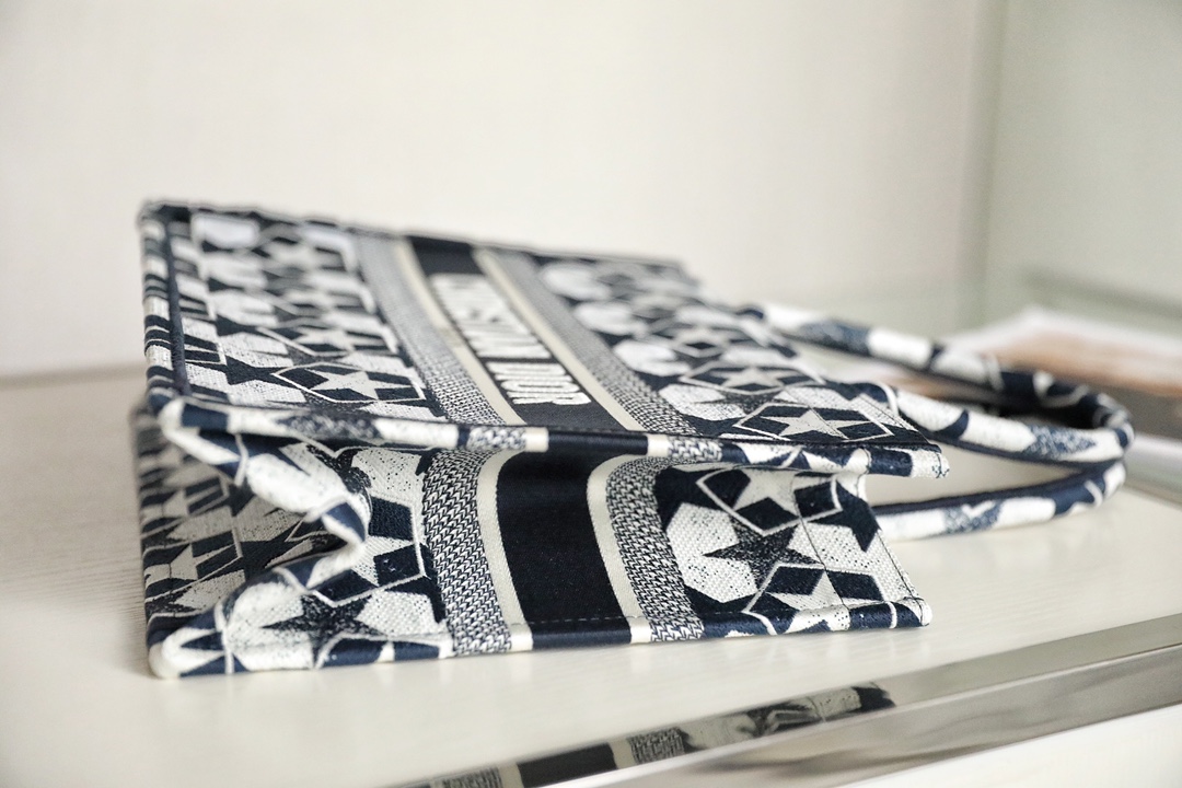 Dior - Book Tote - Tote Bag - Image 6