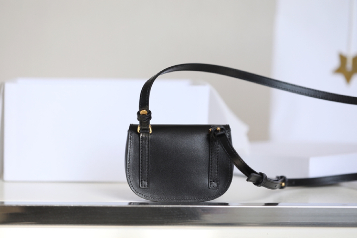 Dior - Bobby - Image 7
