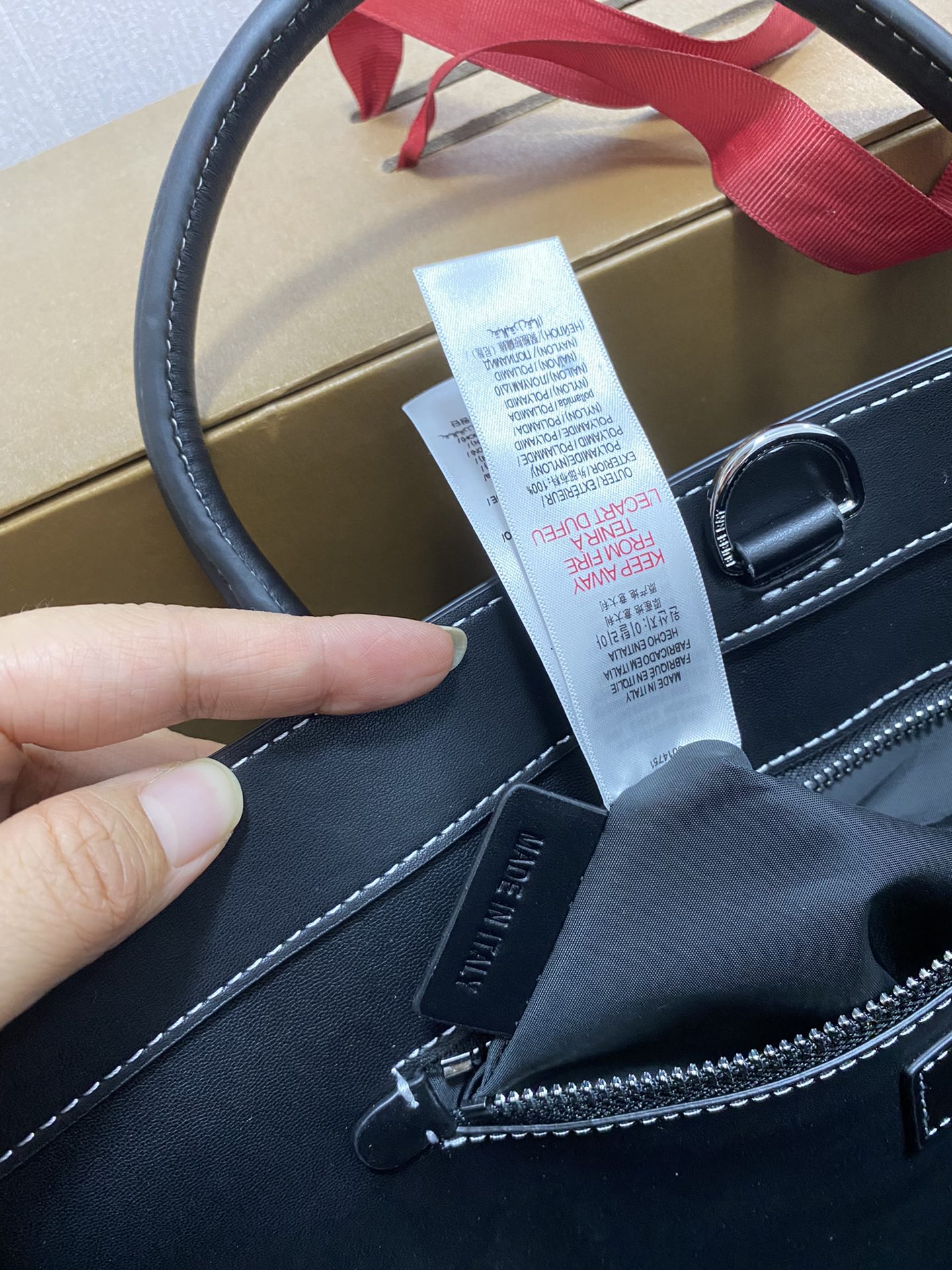 Burberry - Check - Large Check Leather Tote Bag - Image 8