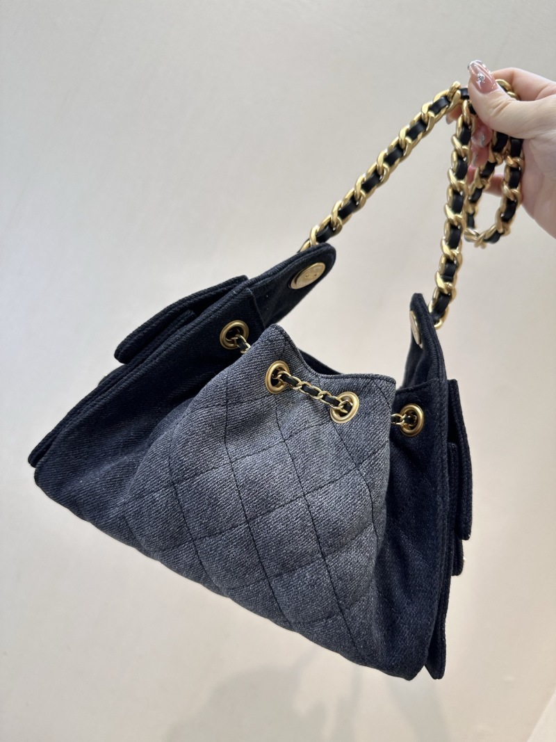 Chanel - Chanel 19 - Image 5
