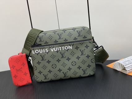 Louis Vuitton - Trio - Trio Messenger - Image 3