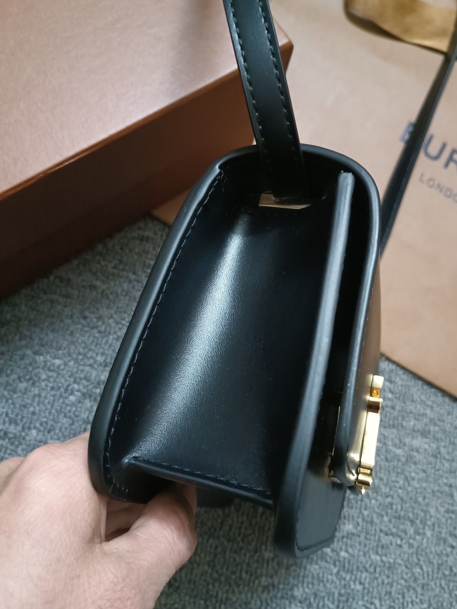 Burberry - TB Lock Bag - Crossbody Bag - Image 5