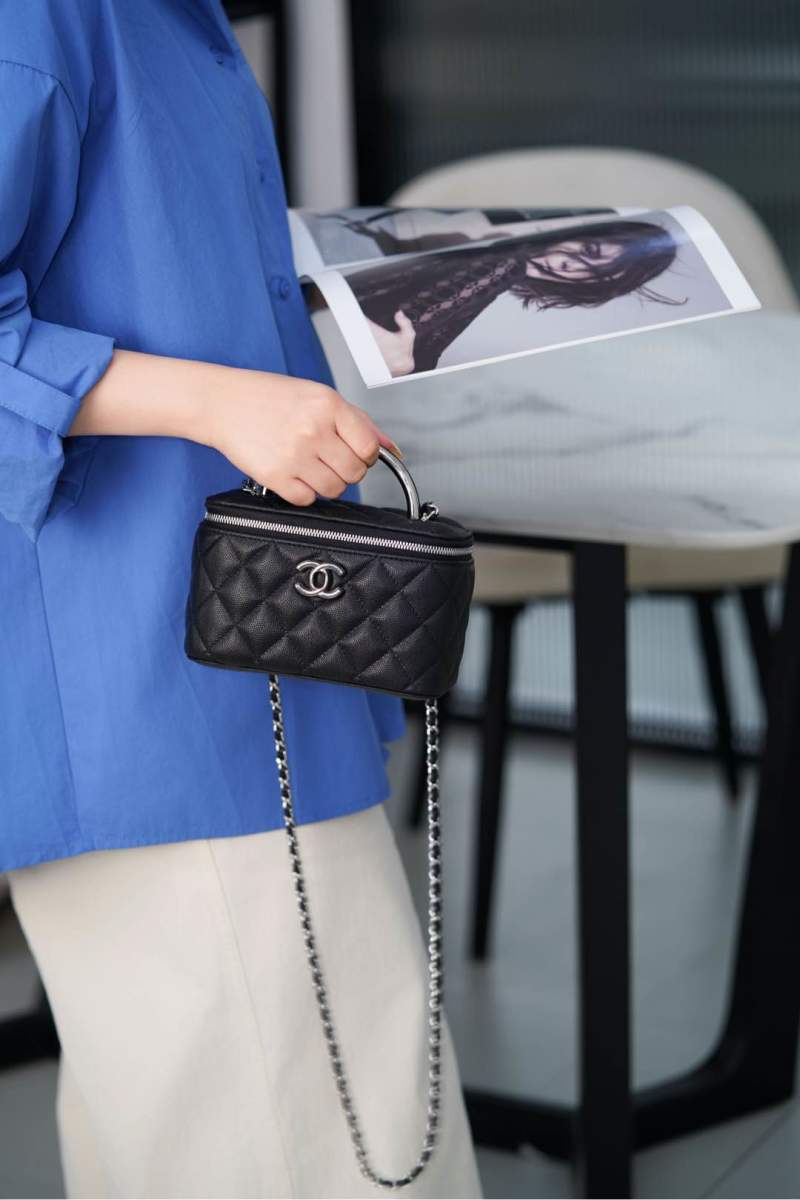 Chanel - Box Bag - Image 7