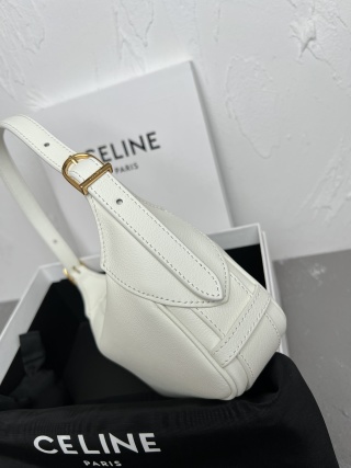 Celine - Romy - Image 3